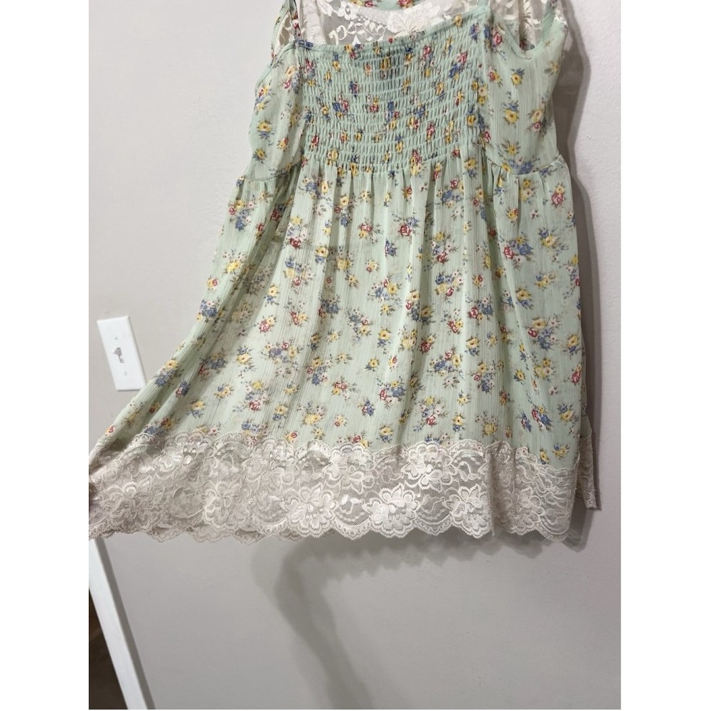 Living Doll Los Angeles Floral Lace Trim Camisole Top Sage Green Smocked Small - Picture 3 of 16